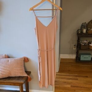 Elegant Pink Sleeveless Dress